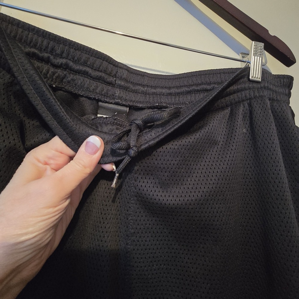 Vintage Nike Basketball Shorts Men's XXL Black Elastic Waist Drawstring Pockets - Picture 5 of 15